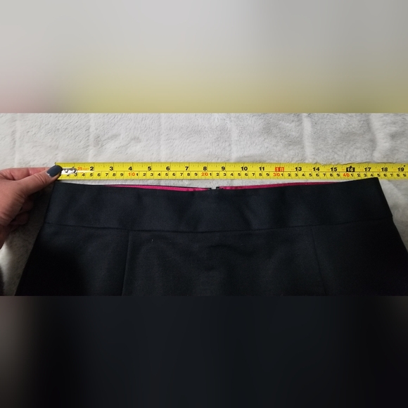 Banana Republic Pencil Skirt Size 12 - Picture 4 of 6